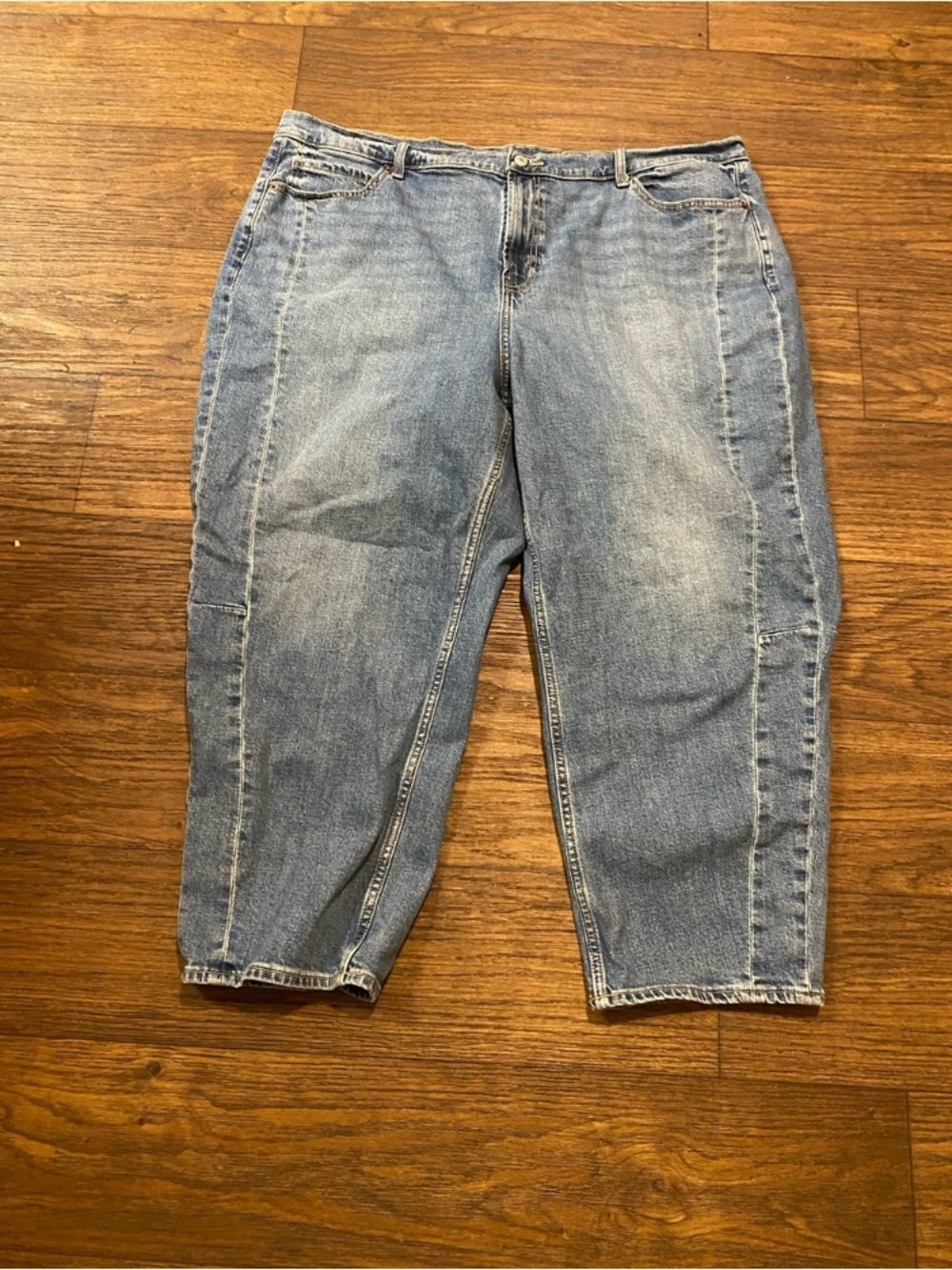 lululemon athletica Washed Light Blue Cropped Jeans